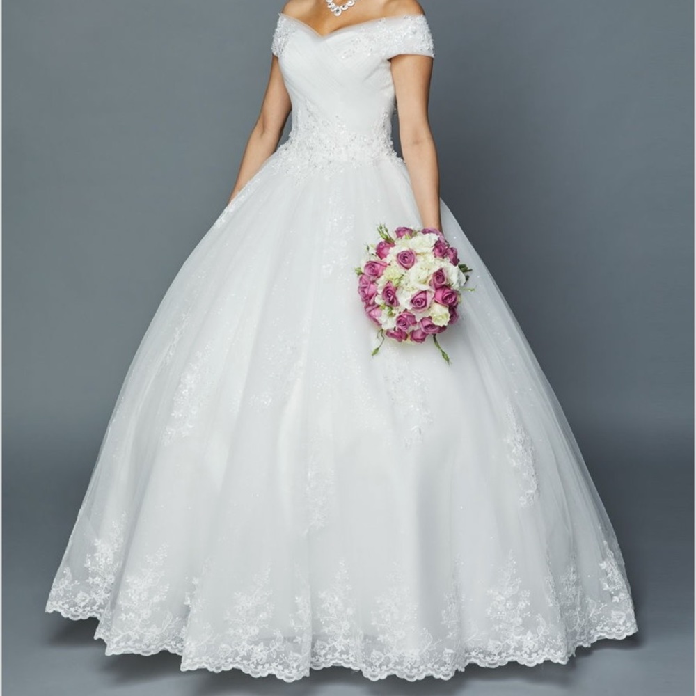 Off the Shoulder Wedding/Cotillion Dress
